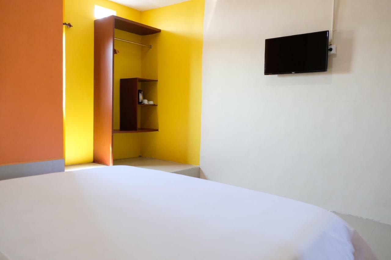 Hotel Ashofa Sedati Exterior photo